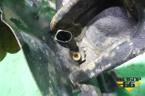 Кулак поворотный передний правый ( 1.2л CGP МКПП) для Seat Ibiza с 2008-2017г (Ибица)