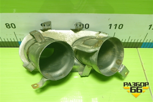 Насадка на глушитель (левая) (8891563613) для Geely Tugella с 2019г (Тугелла)