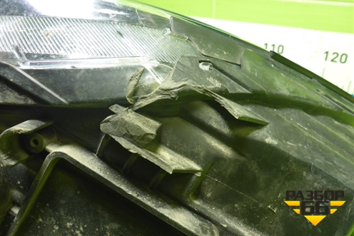 Фара левая (после 2013г галоген) (921012S500) для Hyundai ix 35 с 2010г (Ай икс 35)