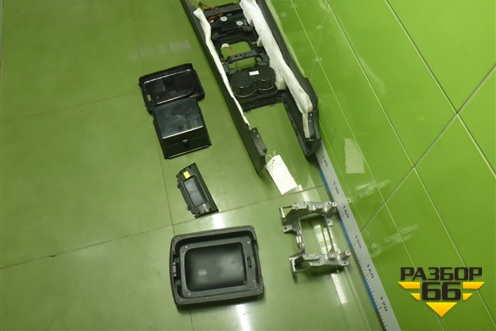 Подлокотник для Volkswagen Touareg c 2002-2010г (Туарег)