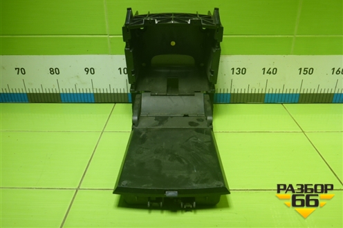 Подлокотник для Volkswagen Touareg c 2002-2010г (Туарег)