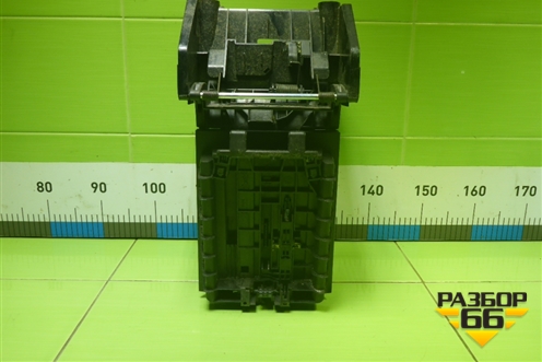 Подлокотник для Volkswagen Touareg c 2002-2010г (Туарег)