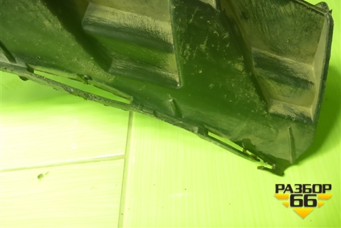 Кронштейн переднего бампера центральный (A2138852500) для Mercedes Benz E-Klass W213 с 2016г (Е)