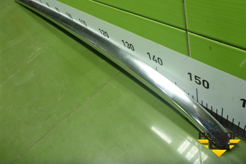 Рейлинг на крышу правый (8R0860022J) для Audi Q5 c 2008-2017г (Ку 5)