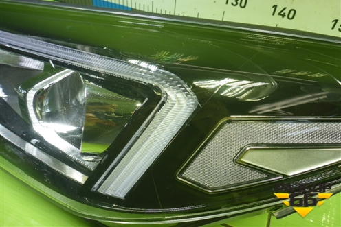 Фара левая (после 2018г галоген с ДХО) (92101D7600) для Hyundai Tucson с 2015-2022г (Туксон)