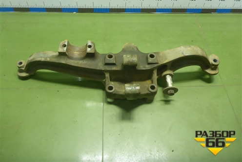 Кронштейн пневморессоры (левый) (AZ9925528080) для Sitrak C7H (С7Н)