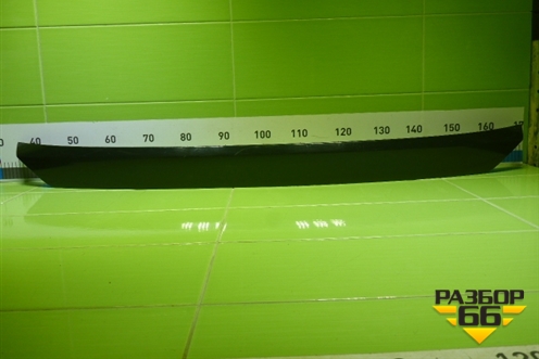 Накладка двери багажника (после 2015г) (7681242090) для Toyota Rav-4 с 2012-2019г (Рав 4)