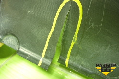 Пыльник переднего бампера левый (5104460030) для Lexus LX-600 с 2021г (ЛХ)