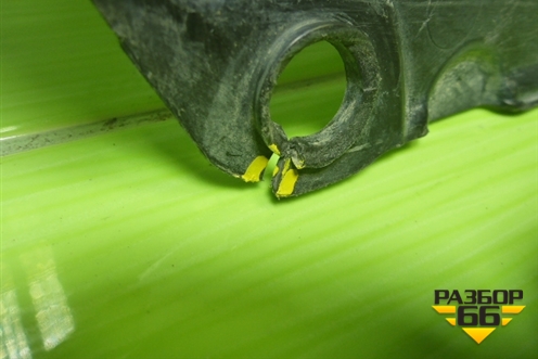 Пыльник переднего бампера левый (5104460030) для Lexus LX-600 с 2021г (ЛХ)