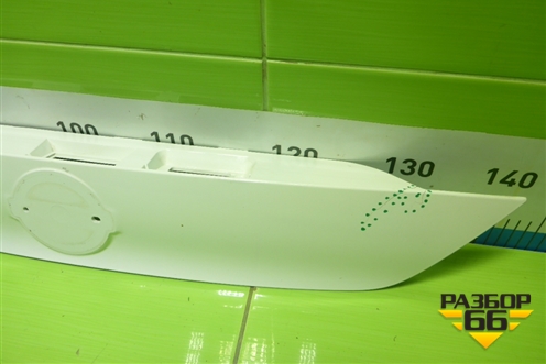 Накладка двери багажника (908104ESXX) для Nissan Qashqai (J11E) с 2013г (Кашкай)