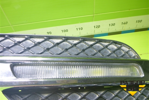 Фонарь в передний бампер левый ходовой огонь (A2049065401) для Mercedes Benz ML-Klass W166 c 2011г (МЛ)