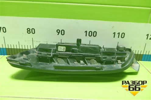 Фонарь в передний бампер левый ходовой огонь (A2049065401) для Mercedes Benz ML-Klass W166 c 2011г (МЛ)