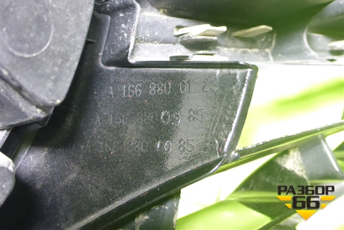 Решетка радиатора (A1668800123) для Mercedes Benz ML-Klass W166 c 2011г (МЛ)