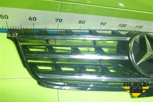 Решетка радиатора (A1668800123) для Mercedes Benz ML-Klass W166 c 2011г (МЛ)