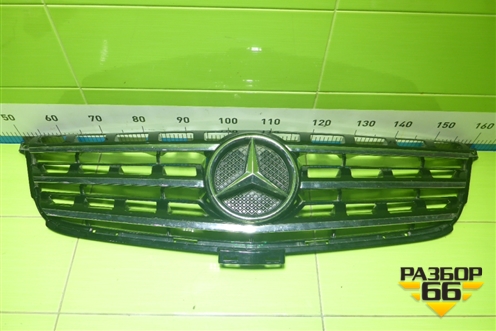 Решетка радиатора (A1668800123) для Mercedes Benz ML-Klass W166 c 2011г (МЛ)