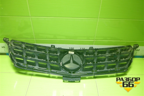 Решетка радиатора (A1668800123) для Mercedes Benz ML-Klass W166 c 2011г (МЛ)