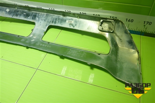 Накладка переднего бампера центральная (A1668808540) для Mercedes Benz ML-Klass W166 c 2011г (МЛ)