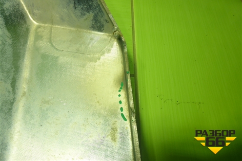 Накладка переднего бампера центральная (A1668808540) для Mercedes Benz ML-Klass W166 c 2011г (МЛ)