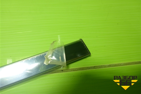 Накладка двери передней правой (верхняя новая) (5075037100) для Geely Coolray с 2019-2025г (Кулрей)