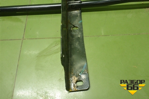 Кронштейн спойлера (правый) (811W629105258) для Sitrak C7H (С7Н)