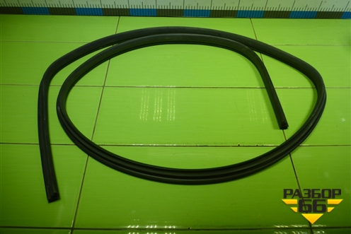 Уплотнитель двери передней правой для Ford Focus 2 с 2008-2011г (Фокус)