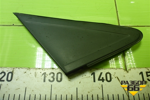 Накладка переднего крыла правого (уголок) (4M51A16003AG) для Ford Focus 2 с 2008-2011г (Фокус)