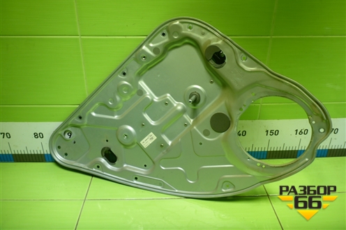 Стеклоподъёмник механический задний левый (7M51A24995BC) для Ford Focus 2 с 2008-2011г (Фокус)