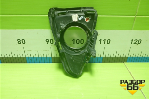 Накладка ПТФ правая (после 2015г) (5203042050) для Toyota Rav-4 с 2012-2019г (Рав 4)