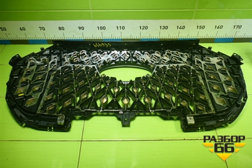 Решетка радиатора (под камеру) (602003687AA) для Chery Tiggo 8 Pro Max с 2022г (Тиго 8 Про Макс)