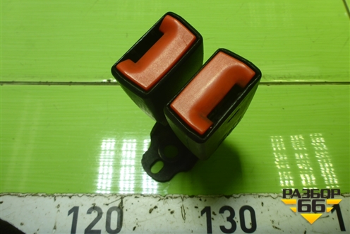 Замок ремня безопасности задний (пара) (4M51A613K21AA) для Ford Focus 2 с 2008-2011г (Фокус)