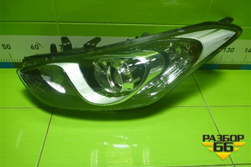 Фара левая (галоген) (92101A6020) для Hyundai i30 с 2012-2017г (Ай30)