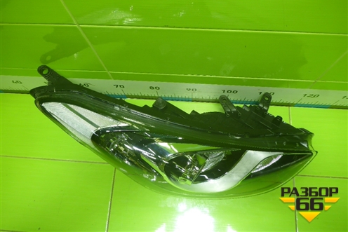 Фара правая (галоген) (92102A6020) для Hyundai i30 с 2012-2017г (Ай30)