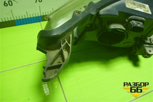 Фара левая (галоген) для Citroen C4 с 2010-2022г (С4)