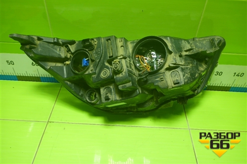 Фара левая (галоген) для Citroen C4 с 2010-2022г (С4)