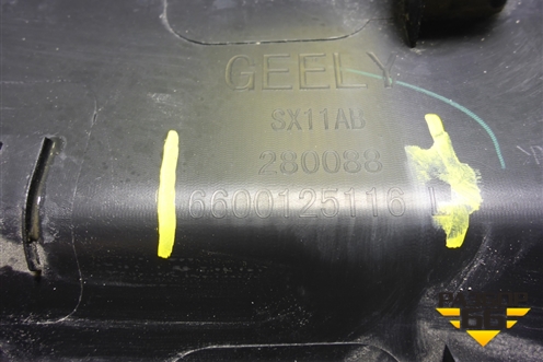 Накладка двери задней левой (6600125116) для Geely Coolray с 2019-2025г