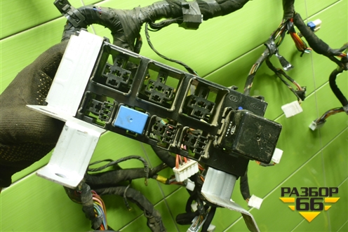 Проводка салонная (915003D383) для Hyundai Sonata-5 с 2001г (Соната)