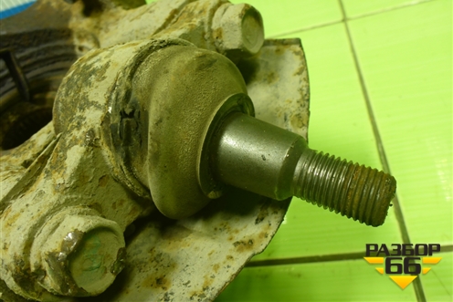 Кулак поворотный передний правый для Hyundai Sonata-5 с 2001г (Соната)