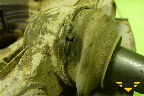 Кулак поворотный передний правый для Hyundai Sonata-5 с 2001г (Соната)