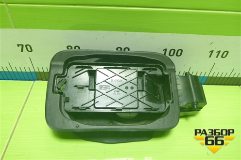 Лючок бензобака (575809702) для Skoda Karoq с 2017г (Карок)