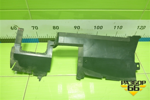 Дефлектор радиатора левый (302000902AA) для Chery Tiggo 8 Pro Max с 2022г (Тиго 8 Про Макс)