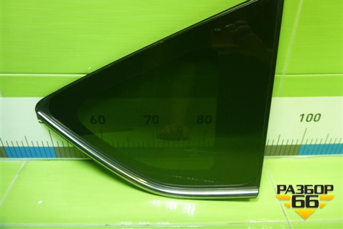 Стекло глухое правое (6271042310) для Toyota Rav-4 с 2012-2019г (Рав 4)