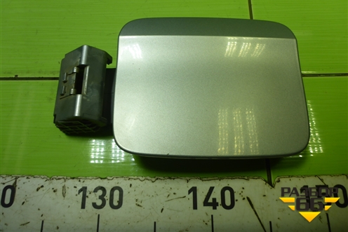 Лючок бензобака (695103D001) для Hyundai Sonata-5 с 2001г (Соната)