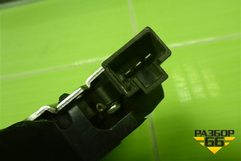 Замок багажника (6460007040) для Toyota Avalon с 2018г (Авалон)