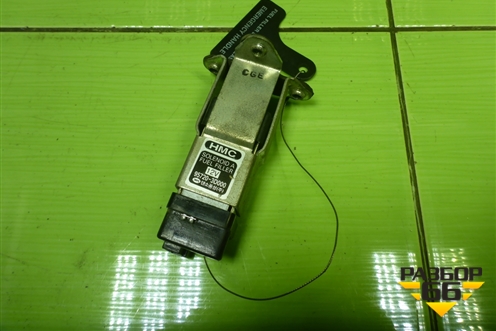 Активатор лючка бензобака (957203D000) для Hyundai Sonata-5 с 2001г (Соната)