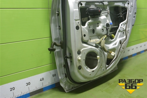 Дверь задняя правая (хетчбэк) для Nissan Tiida (C11X) с 2004-2013г (Тиида)