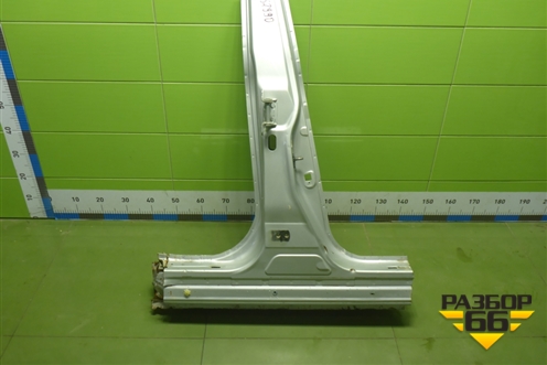 Порог со стойкой правый для Nissan Tiida (C11X) с 2004-2013г (Тиида)