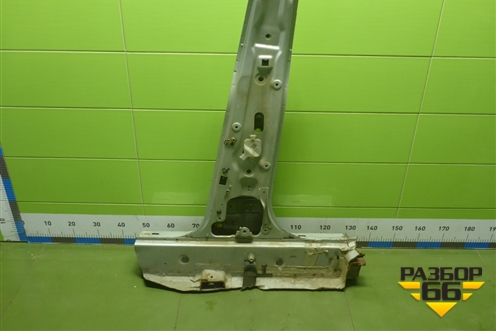 Порог со стойкой правый для Nissan Tiida (C11X) с 2004-2013г (Тиида)