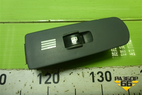Кнопка стеклоподъёмника (передняя правая) (8608A077) для Mitsubishi Colt с 2004г