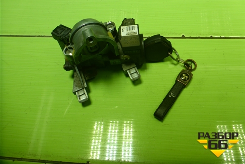 Замок зажигания (MR955230) для Mitsubishi Colt с 2004г (Кольт)