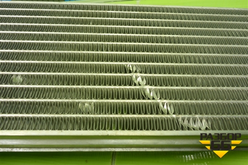 Радиатор маслоохладитель КПП (17218742608) для BMW 5-серия G30 с 2017г